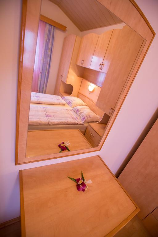 Apartments Dunja Piric Lopar Szoba fotó